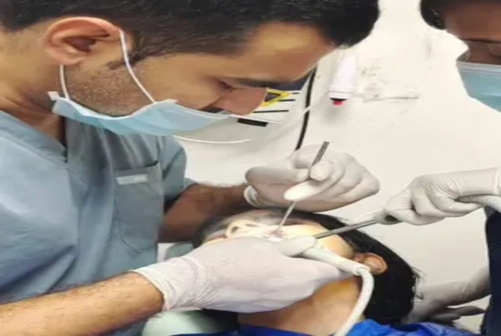 Dentist in Pimple Saudagar